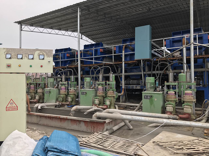 打樁污泥.jpg 打樁污泥.jpg