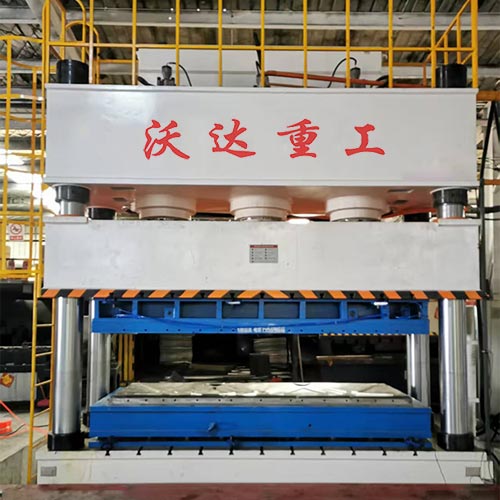 1250噸不銹鋼水箱板液壓機