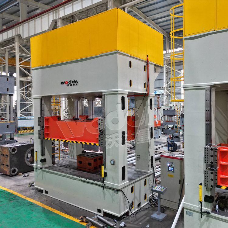 315噸框架式油壓機(jī) 315噸框架式油壓機(jī)